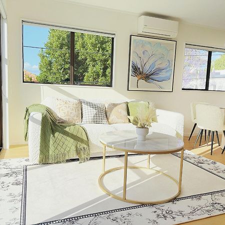 The Luxe Hidden Gem Villa In Auckland Heart - 3 Bedrooms Near Newmarket Westfieldmall Exterior photo